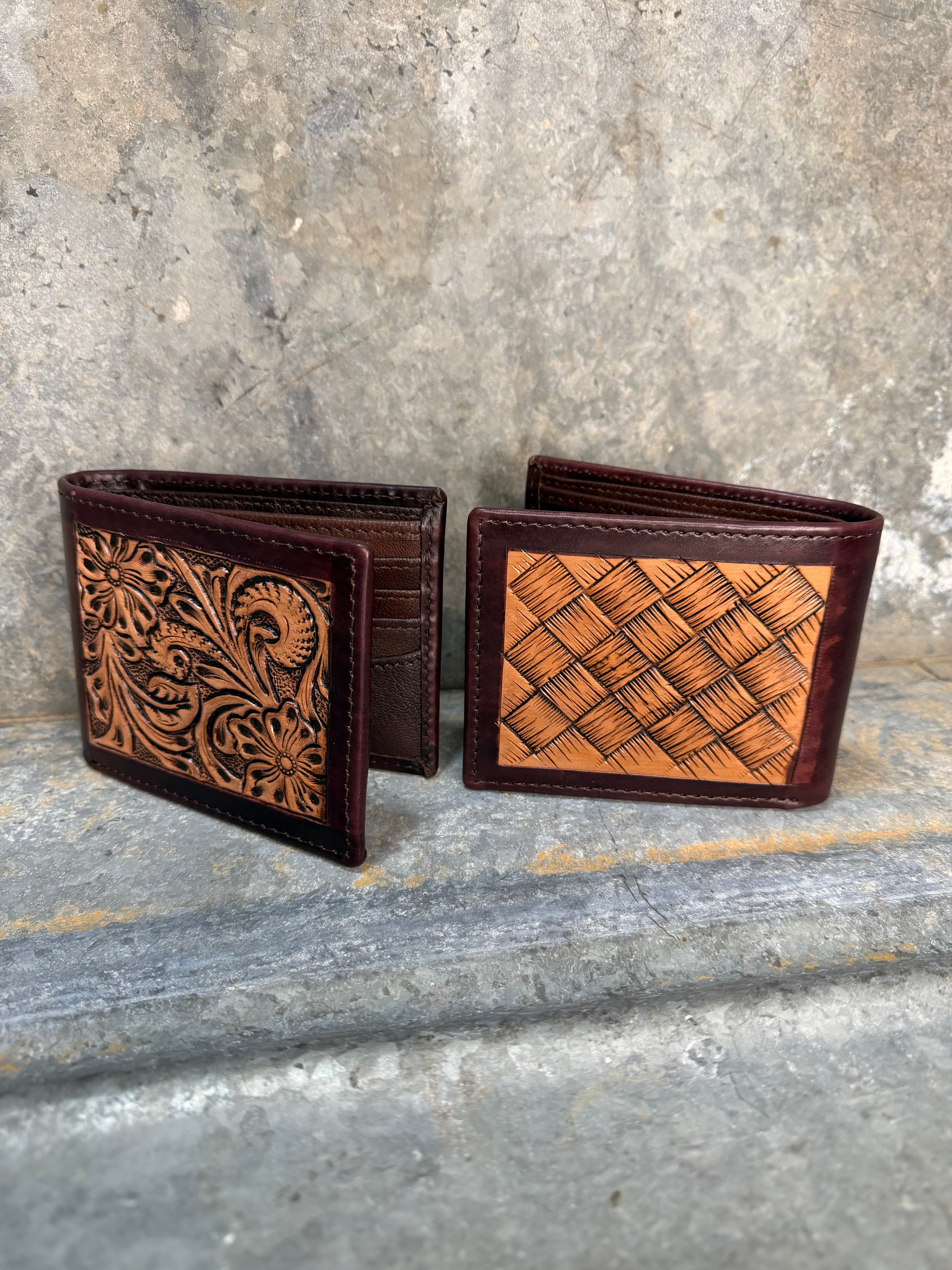 Tooled men’s wallet