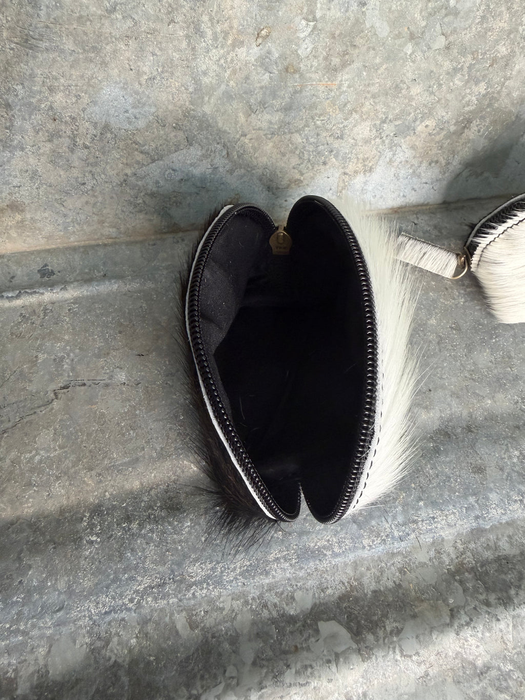 Cowhide EarBud/Coin Pouch
