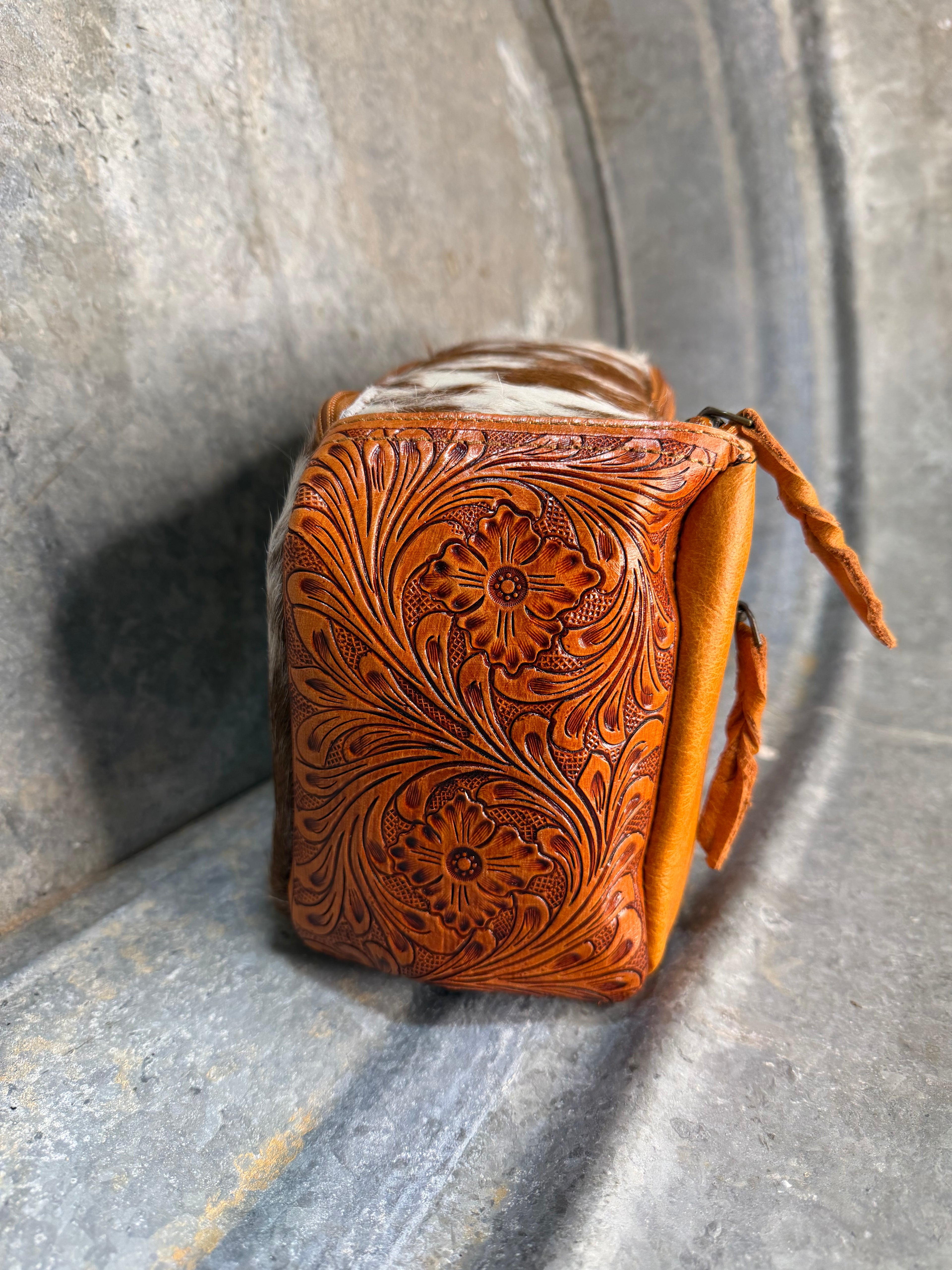 Cowhide Toiletry Bag