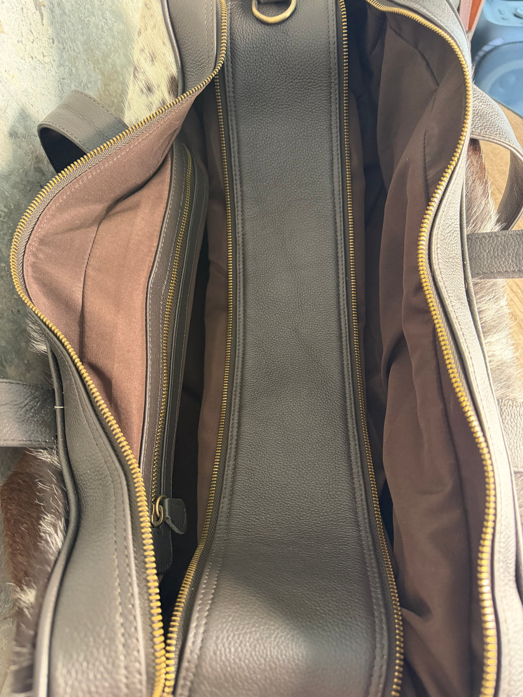 Cowhide 2 Compartment Travel Bag